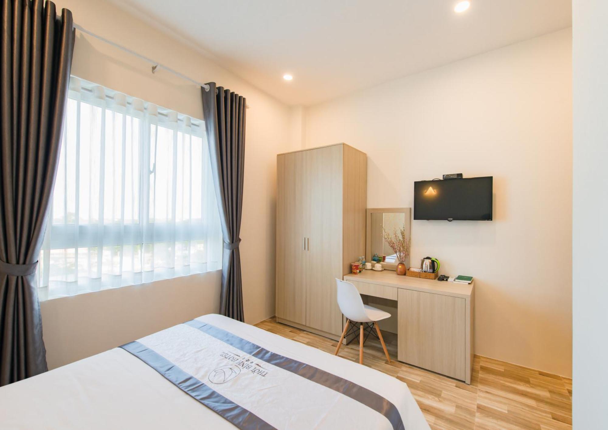 Thoi Binh Hotel Cam Lam Exterior foto